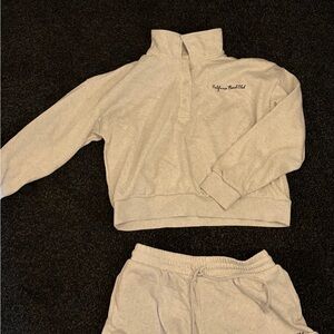 Universal Thread Cozy Gray Set